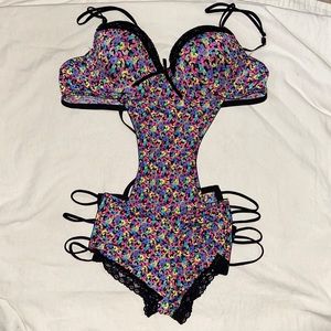 inteco - Poshmark